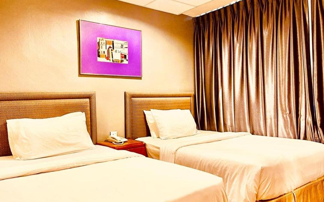 Golden Court - Pelangi Hotel